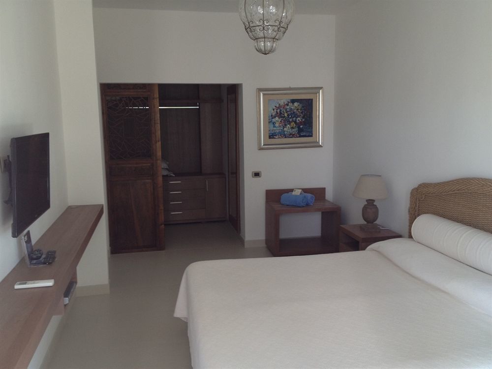 Hotel Simius Playa Villasimius Esterno foto